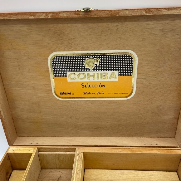 Vintage wooden empty cigar box: Cohiba brand - Picture 6 of 7